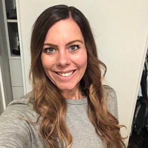 Meet your Posher, Laurel